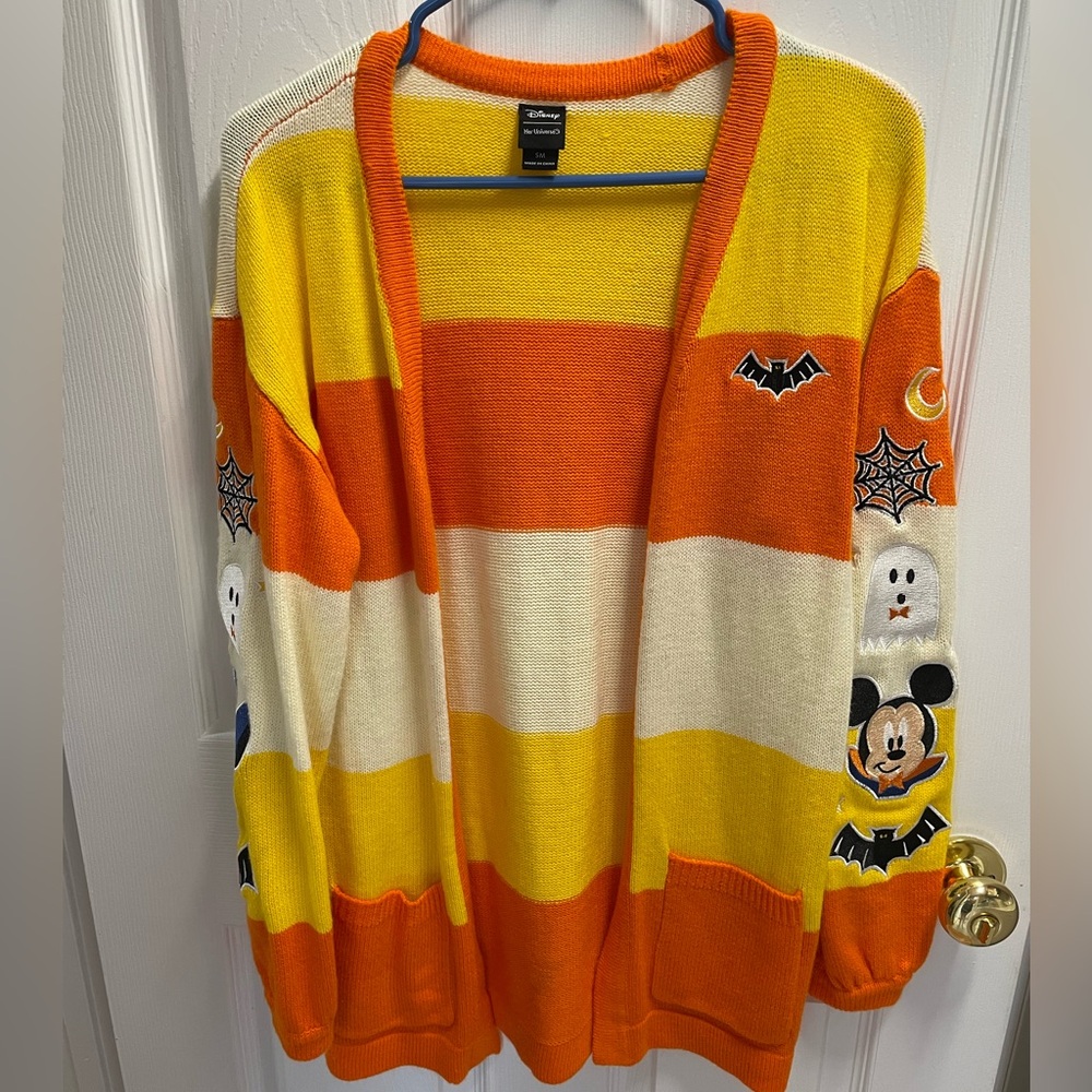 Her universe Disney Halloween Cardigan size small